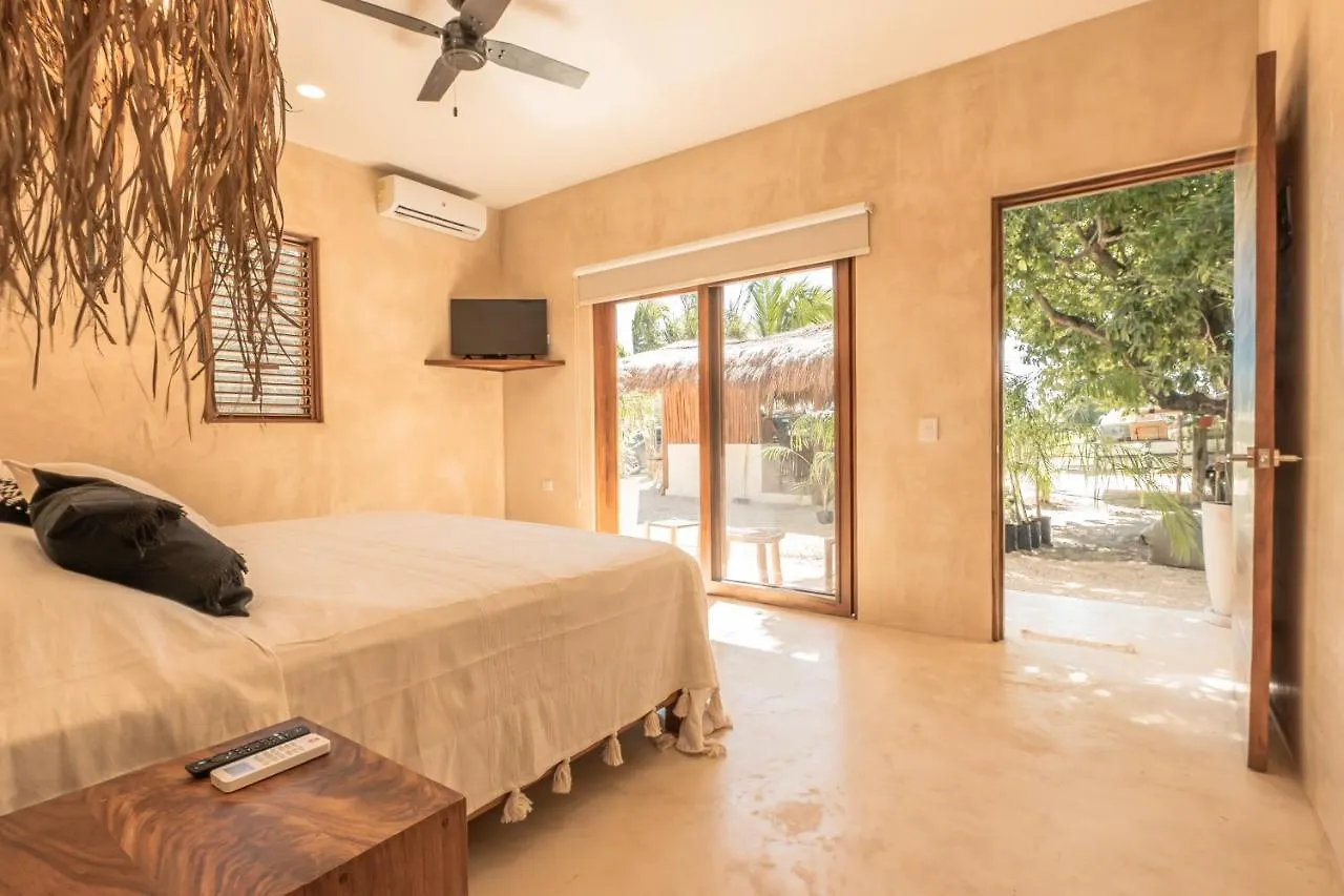 Xcalak Paradise Hotel